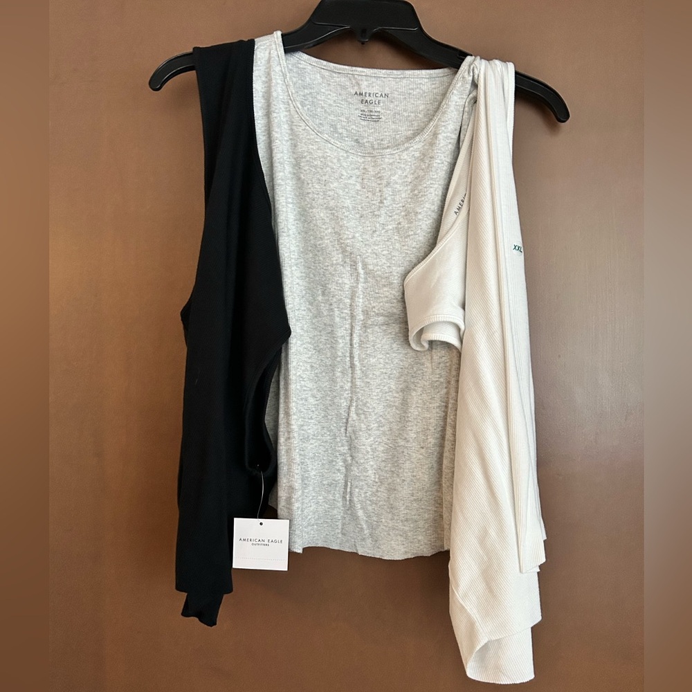 American Eagle Tank Tops - Set of 3
